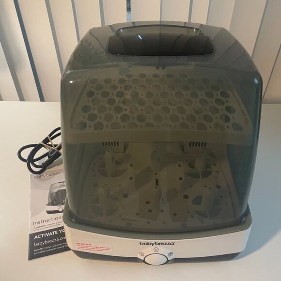 Baby Brezza Bottle Sterilizer & Dryer - 6 Bottles Dried & Sterile in 10 Minutes! - Picture 1 of 14